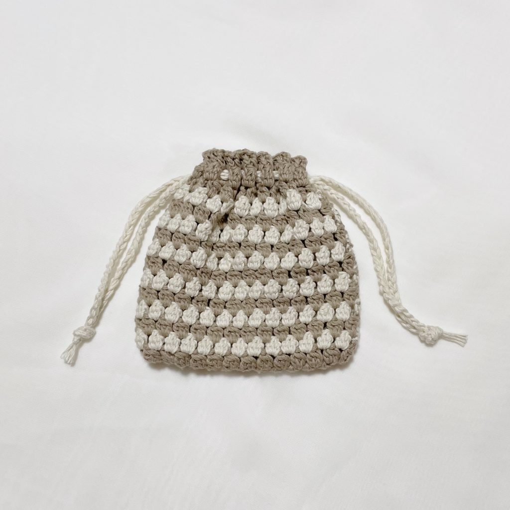 かぎ針編み　玉編みポーチ
